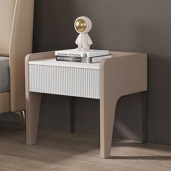 Modern Solid Wood Striped Nightstand with 1 Drawer